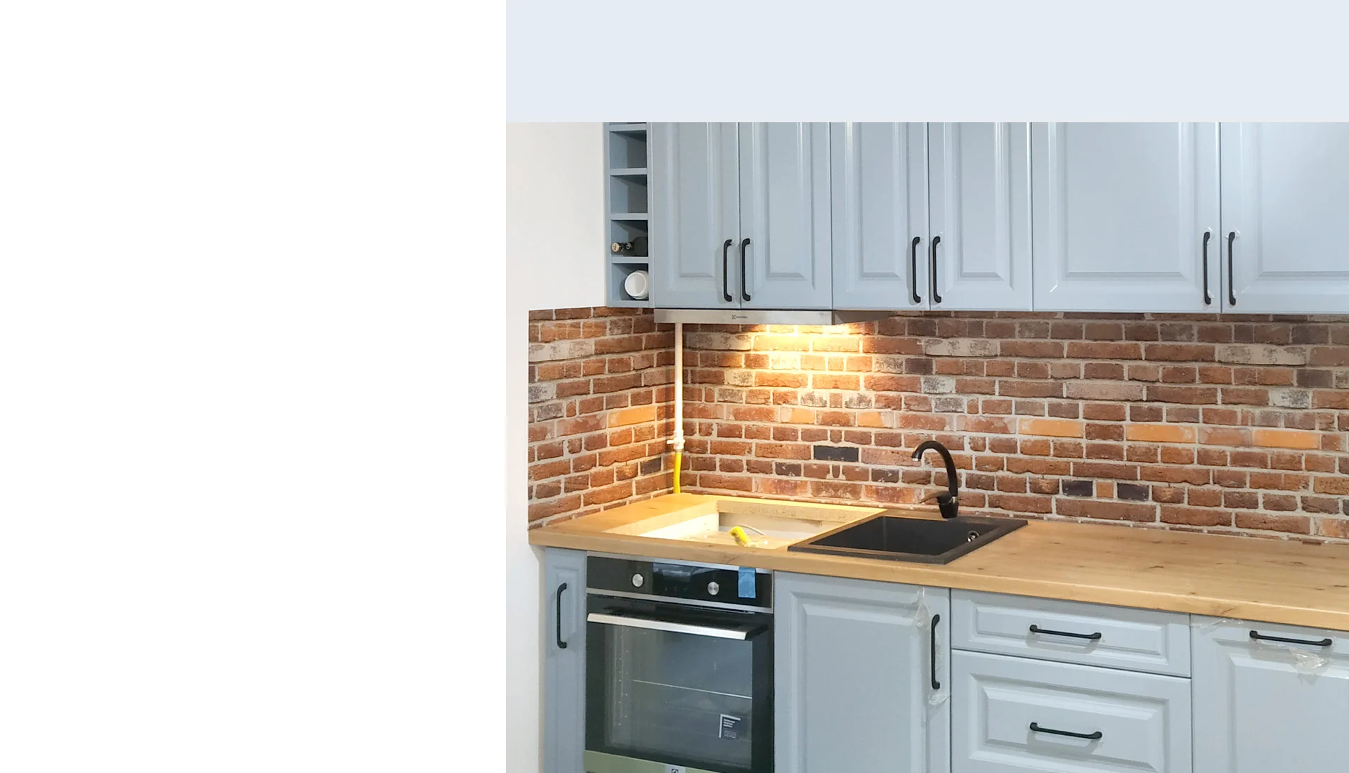 Bucatarie placata cu sticla - placari cu sticla